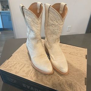 Tecovas Chloé limited edition boots